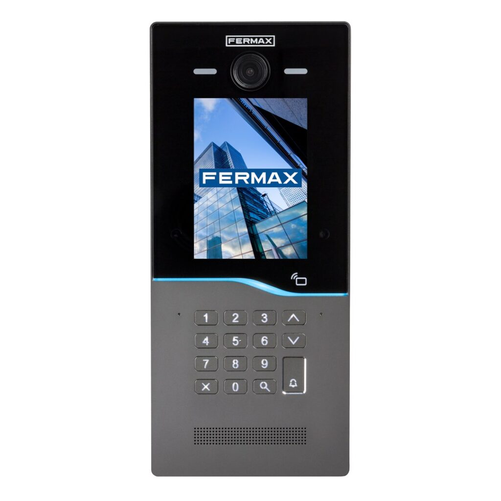Unidade exterior de videoporteiro Fermax Cora CONNECT 7700 – ecrã 5″, teclado, proximidade, 4G, S6